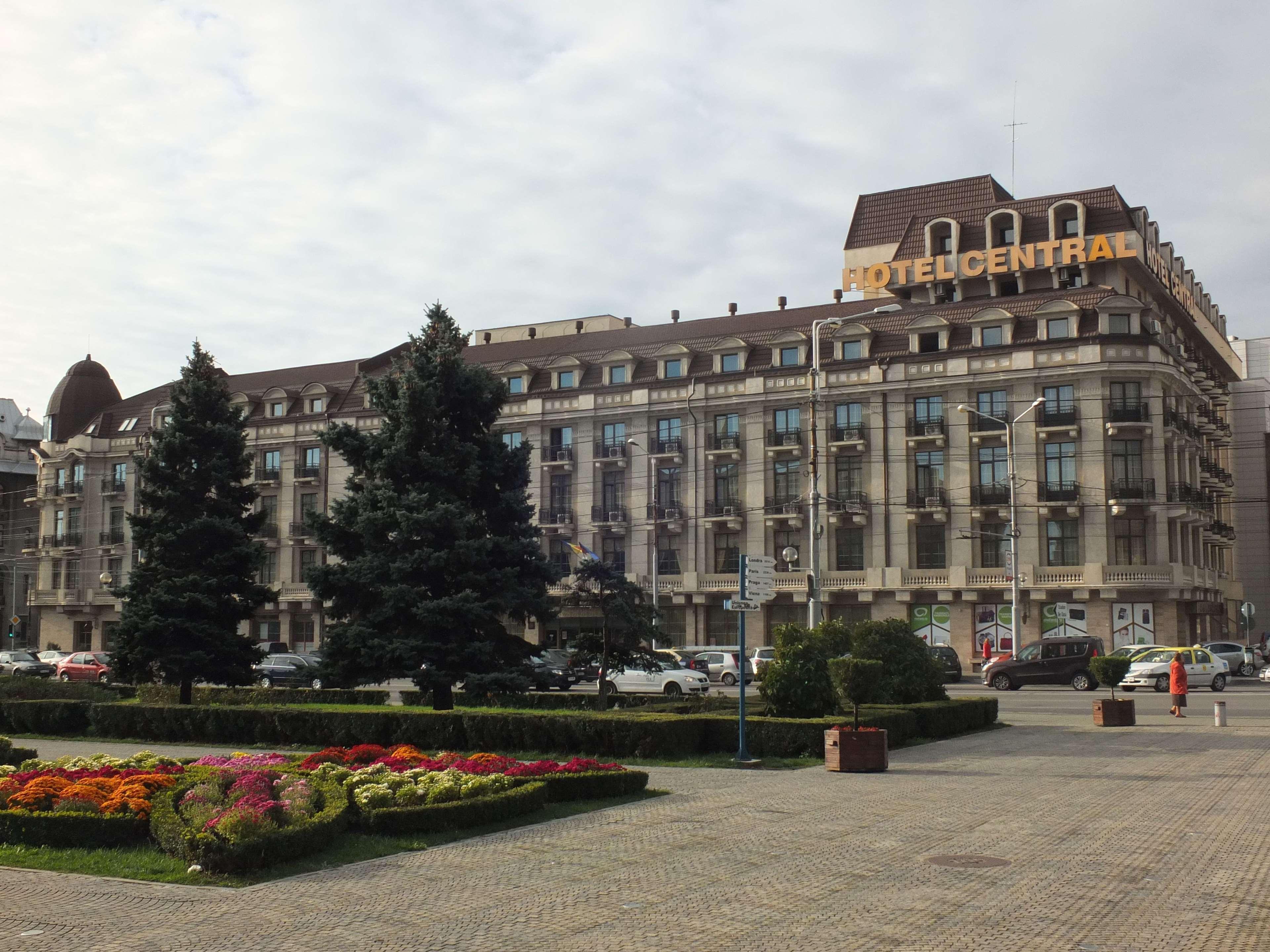 Hotel Central Ploieşti Exteriér fotografie